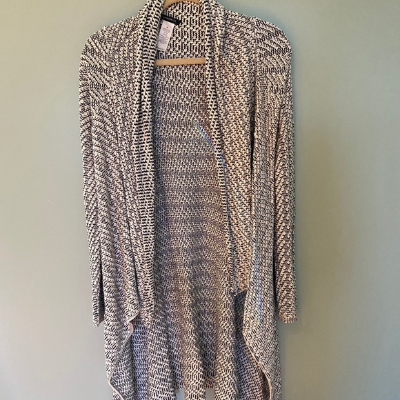 Dynamite cardigan - Picture 1 of 3